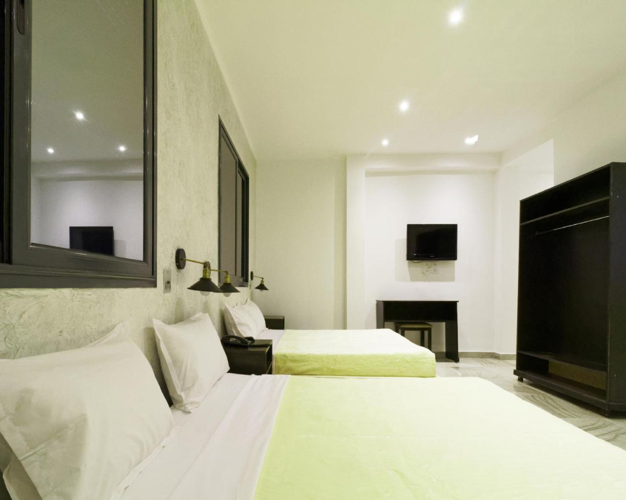 Hotel Roma ตูนิส ภายนอก รูปภาพ